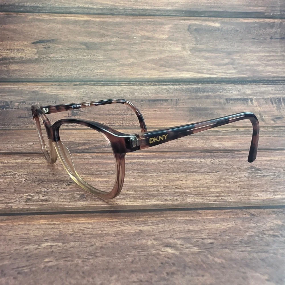 Dkny eyewear grading